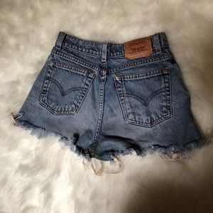 Levi High Waisted denim shorts